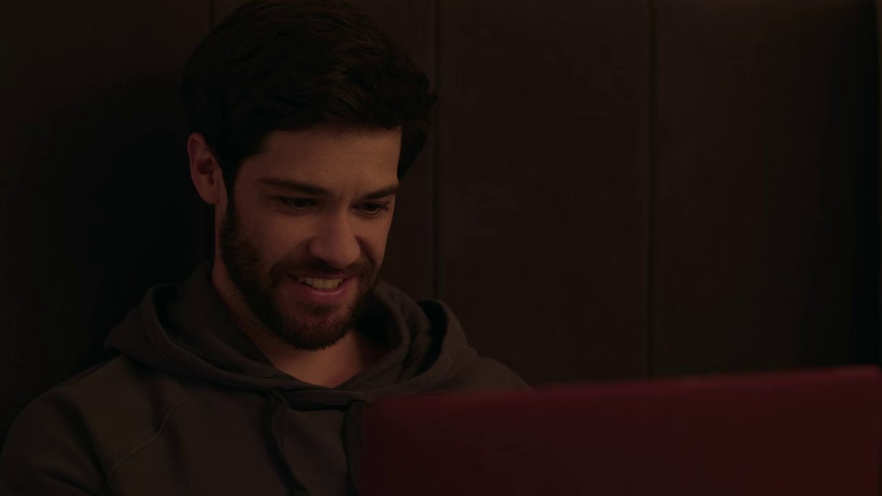 Love's Playlist (2023) AMZN WEB-DL Hindi + English 720p HEVC DDP 2.0 ESub CineVood.mkv.0000